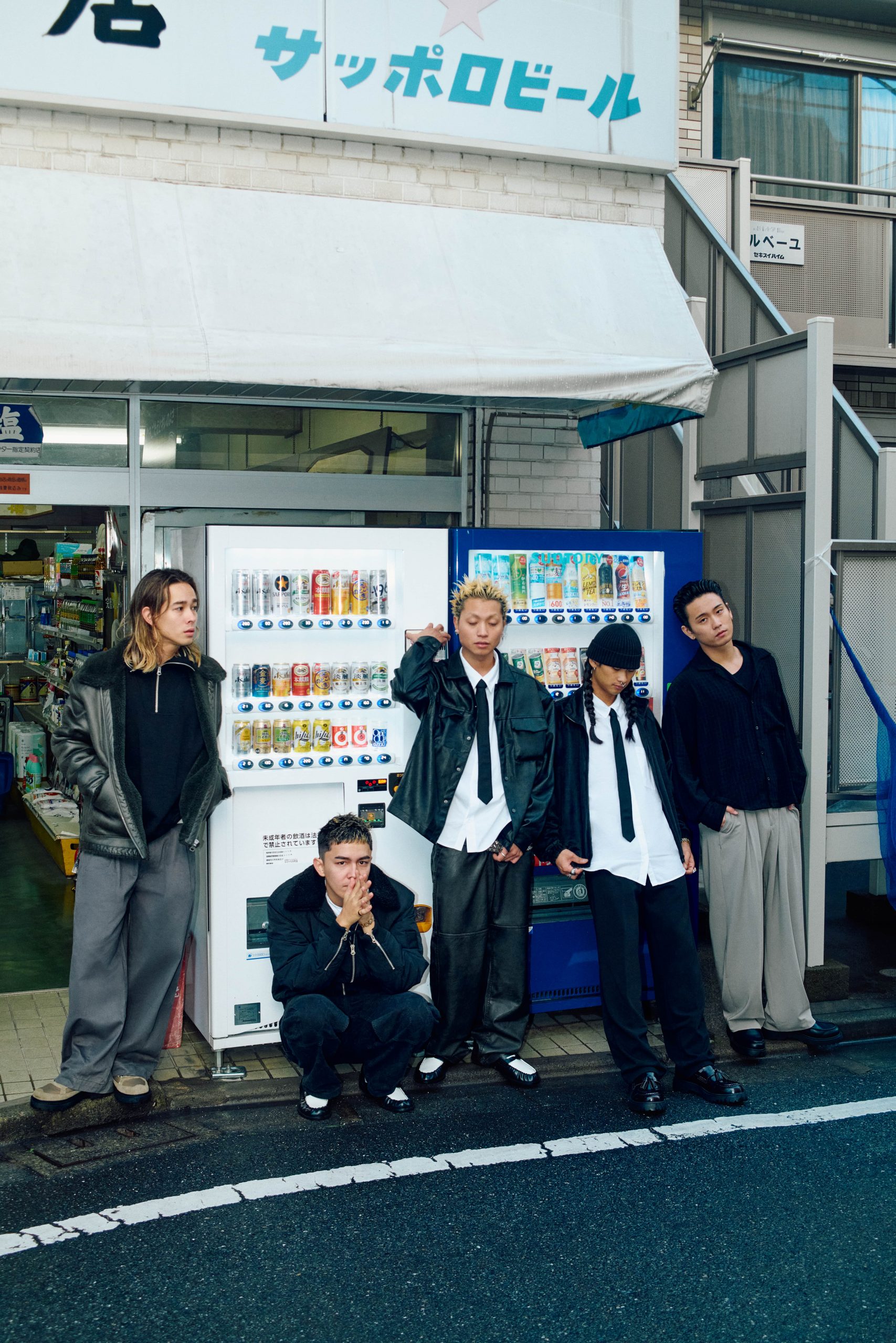 KOMOREBI x PULL&amp;BEAR - Image 7