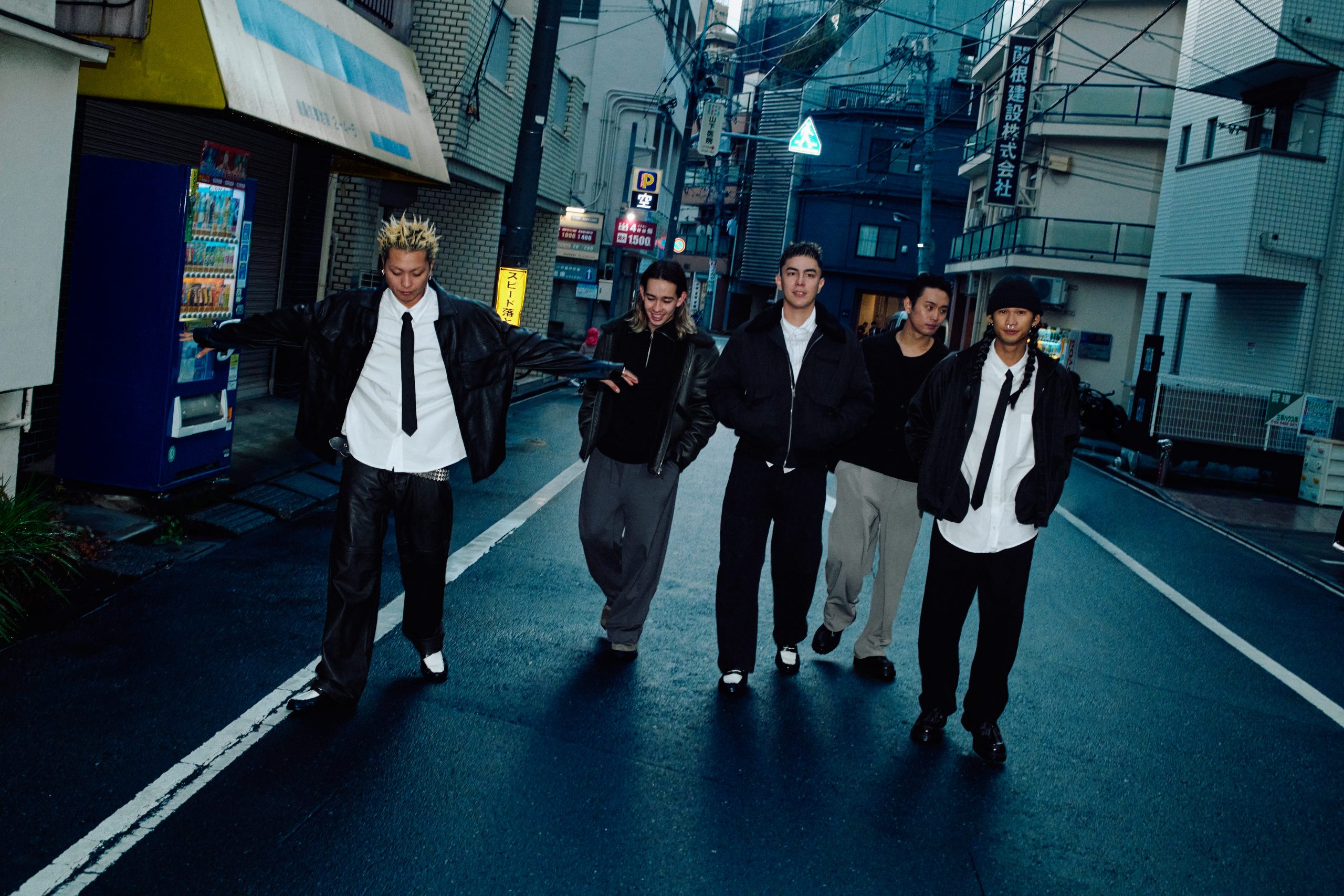 KOMOREBI x PULL&amp;BEAR - Image 6