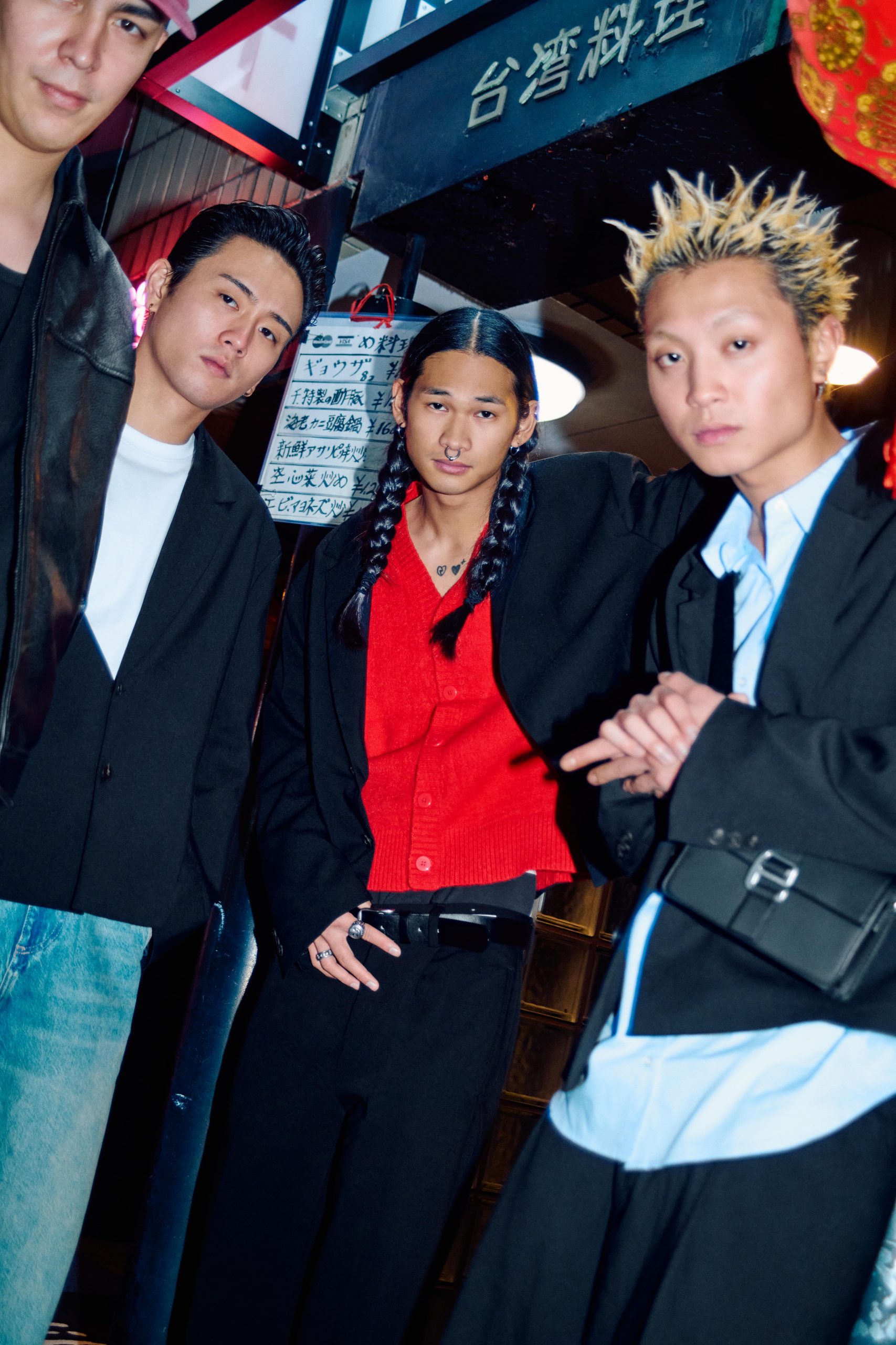 KOMOREBI x PULL&amp;BEAR - Image 3