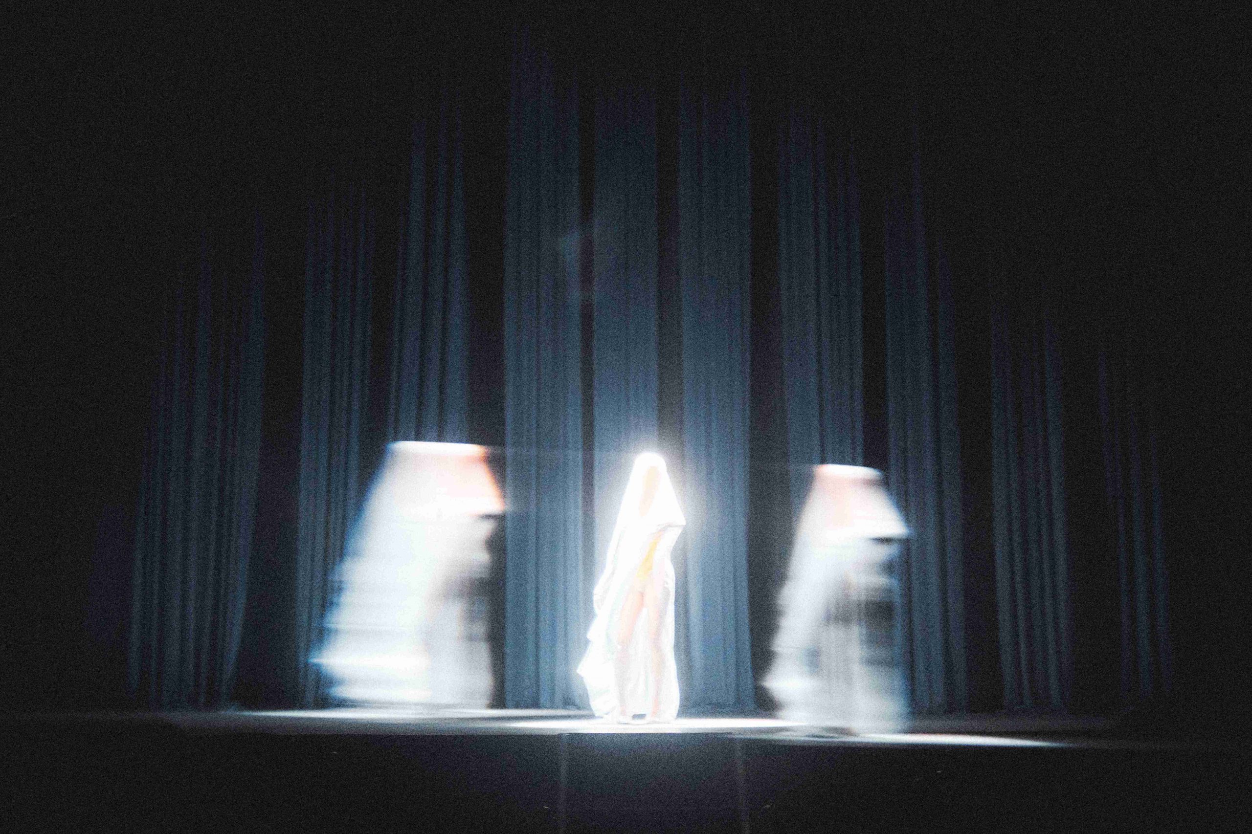 Belen Aguilera, Anela - Image 4